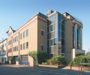 Staines - Church Street - Old Bridge House - external